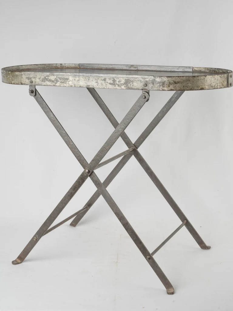 Vintage oval metal folding table 28¾" x 13½"