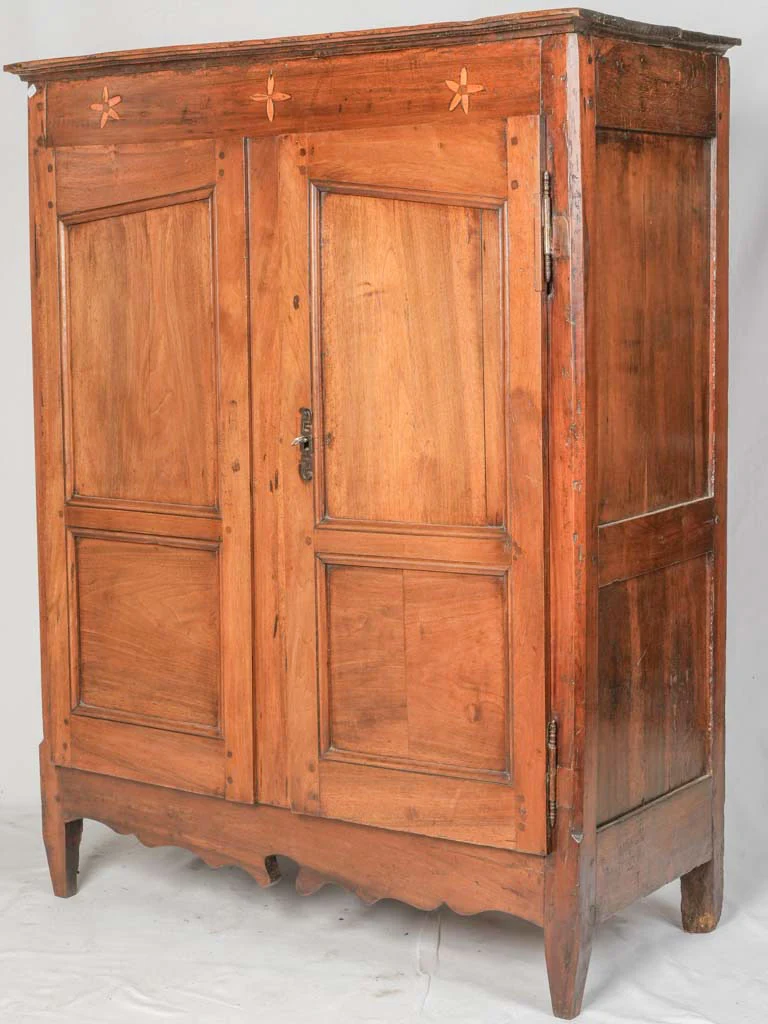 18th-century French armoire w/ floral inlay 59" x 46" x 21¼"