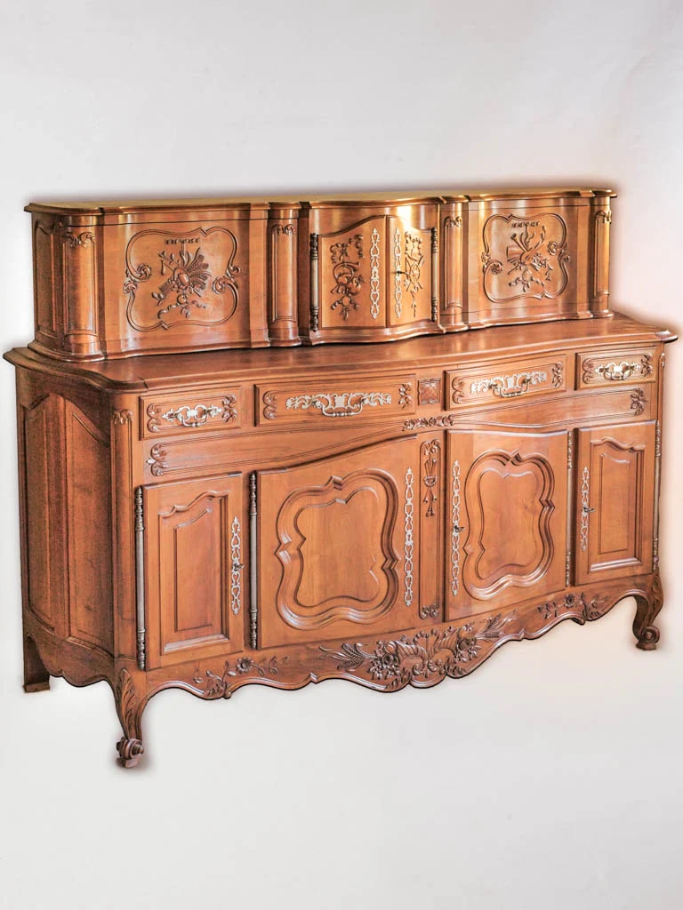 Superb Two-Part Provençal Buffet Glissant in Walnut - Early 20th Century