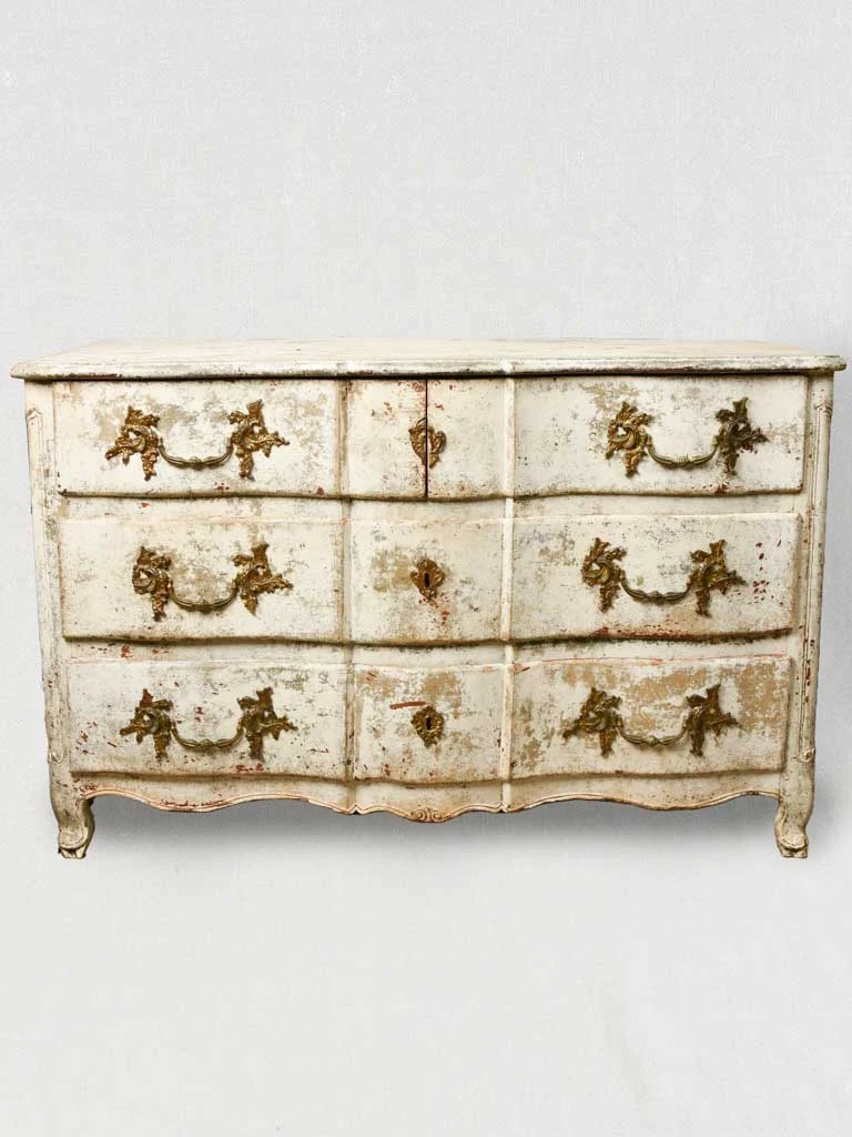 LARGE 18TH CENTURY CHEST OF DRAWERS