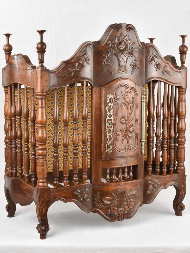Provençale Panetière - Louis XV style