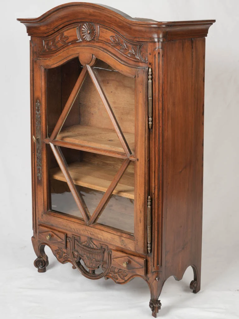 18th-Century Provençal Walnut Verriau (Glass Cabinet) - 45"