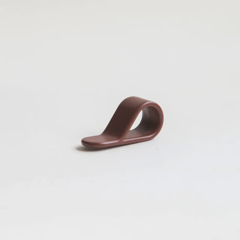 Belt knob red