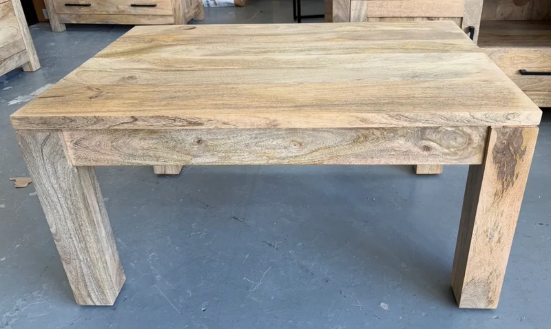 Table de salon en Manguier 18x36x24''