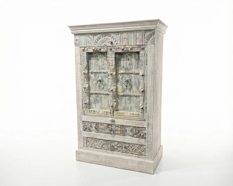 Armoire indienne ancienne en bois massif – patine claire