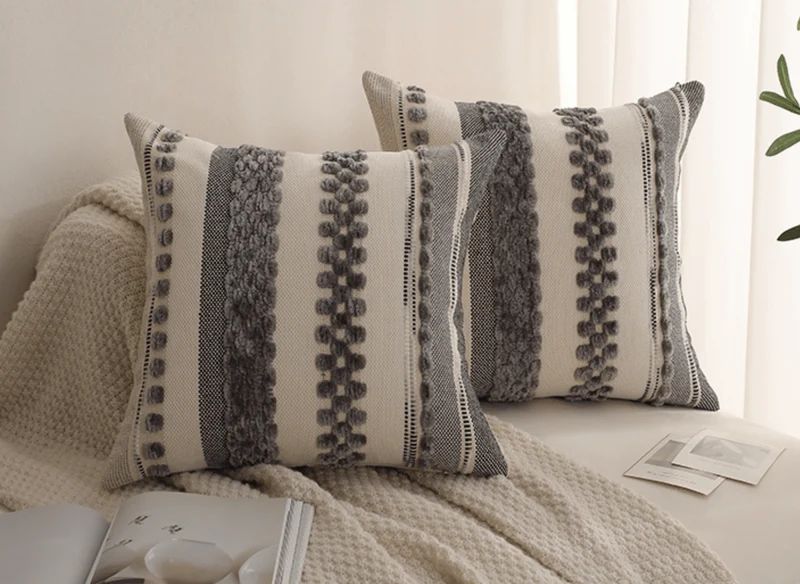 Coussin texturé gris et blanc écru 45x45 cm NEXUS